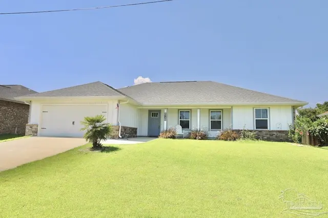 4322 Cloverwood Ct, Gulf Breeze FL 32563 exterior
