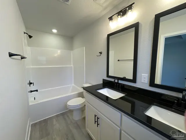 1006 Brimwood Cir # 26A property photo