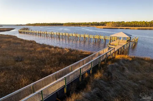 30 Osprey Dr Slip 30, Pensacola FL 32507 exterior