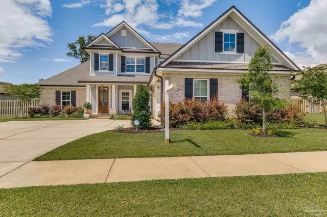 6067 Huntington Creek Blvd, Pensacola FL 32526 exterior