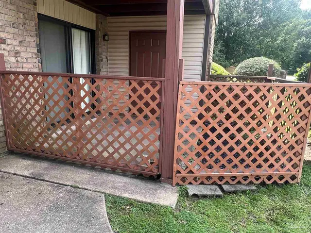 2300 W Michigan Ave # 1, Pensacola FL 32526 exterior