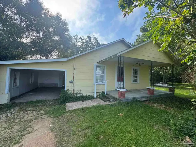 11150 Hwy 97, Walnut Hill FL 32568 exterior