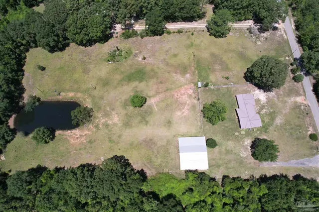 9353 Sellersville Rd property photo