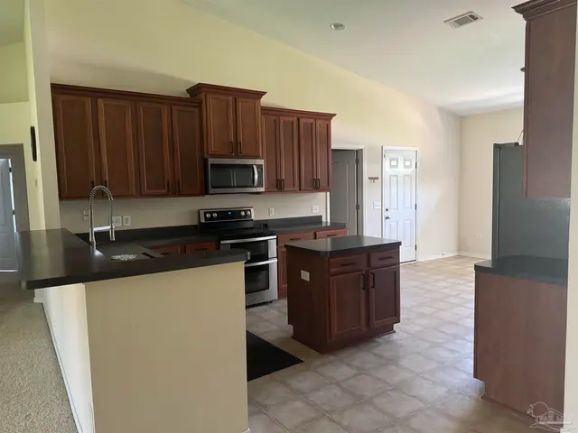 5672 Tiger Woods Dr property photo