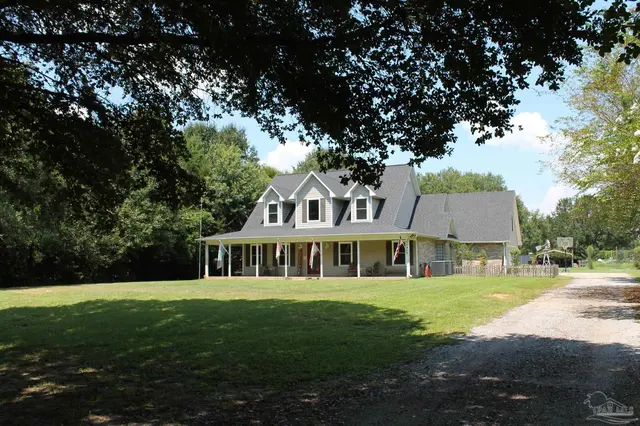 5540 Forest Hills Ln property photo