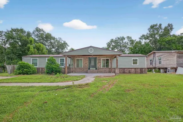 6208 Brosnaham Ave, Pensacola FL 32503 exterior