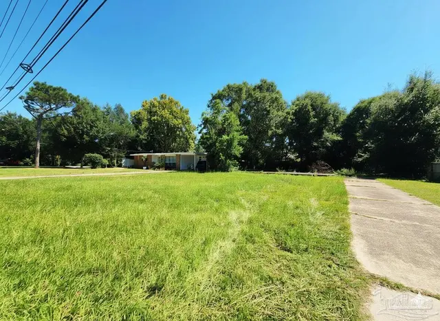 3545 Creighton Rd property photo