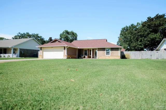 3876 Mariners Dr, Gulf Breeze FL 32563 exterior