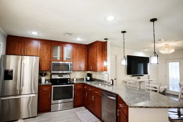 3876 Mariners Dr property photo