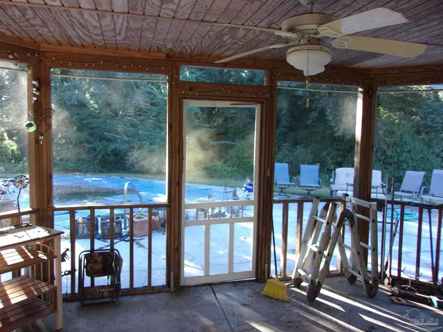 5055 Serry Ln property photo