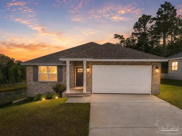 7721 Piper Cir, Milton FL 32583 exterior