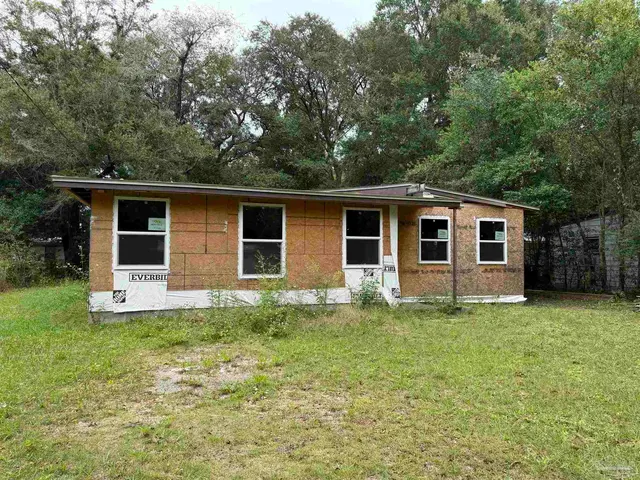 6158 Syrcle Ave property photo