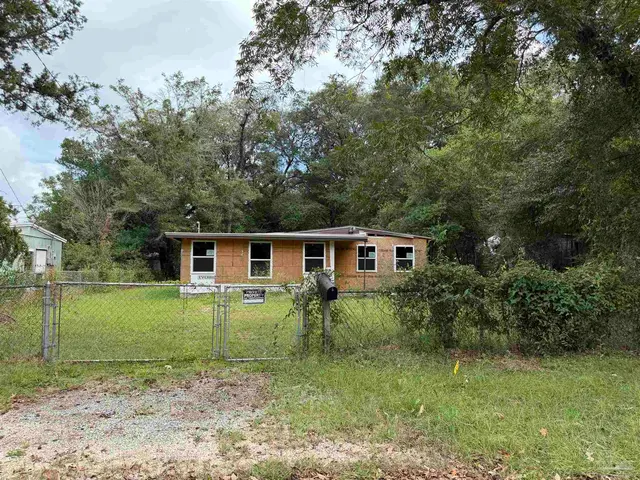 6158 Syrcle Ave, Milton FL 32570 exterior