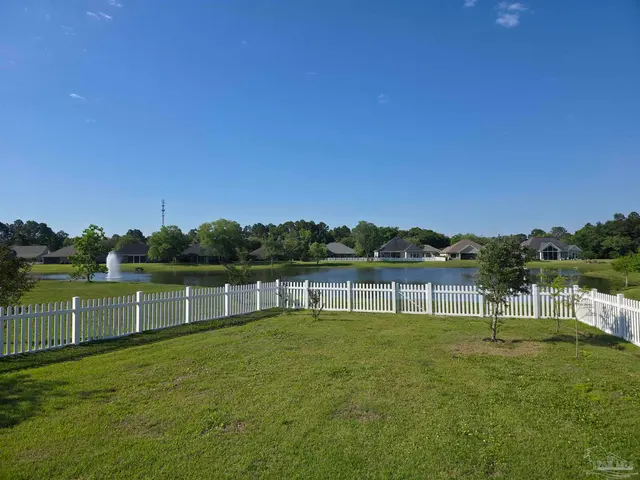 5642 Dunbar Cir property photo