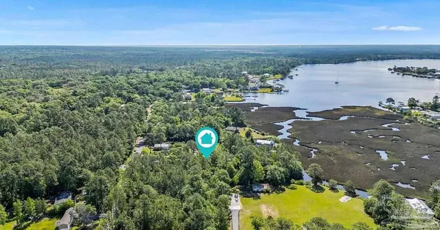 4145 Blue Gill Ln, Milton FL 32583 exterior