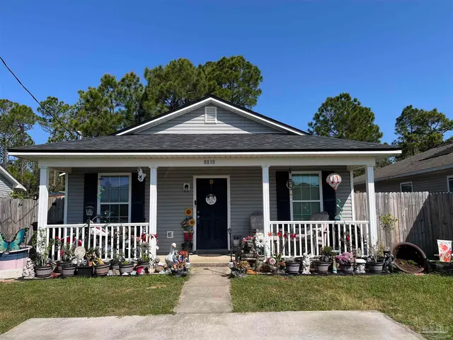 8838 Mary Fleming Dr, Pensacola FL 32507 exterior
