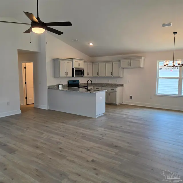 709 Giese Ln # 3 property photo