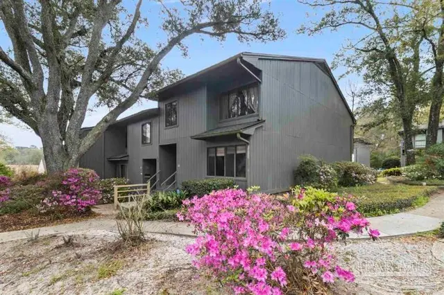 11 Hillbrook Way, Pensacola FL 32503 exterior