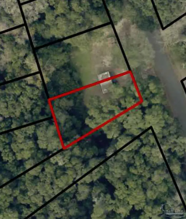 4529 Limit St, Milton FL 32583 exterior