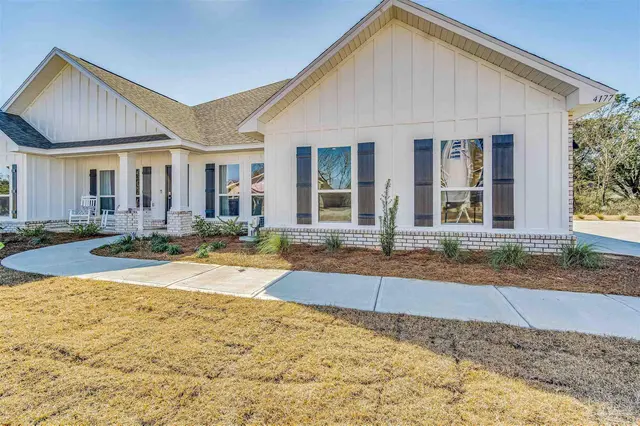 5780 Windham Rd, Milton FL 32570 exterior