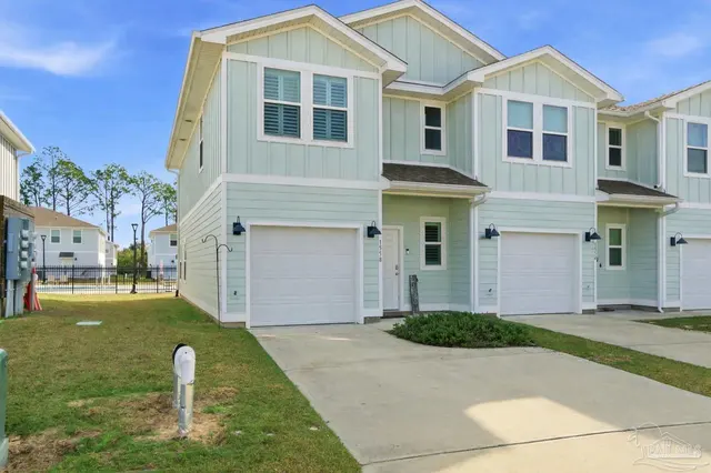 1558 Iroquois Ct, Pensacola FL 32534 exterior