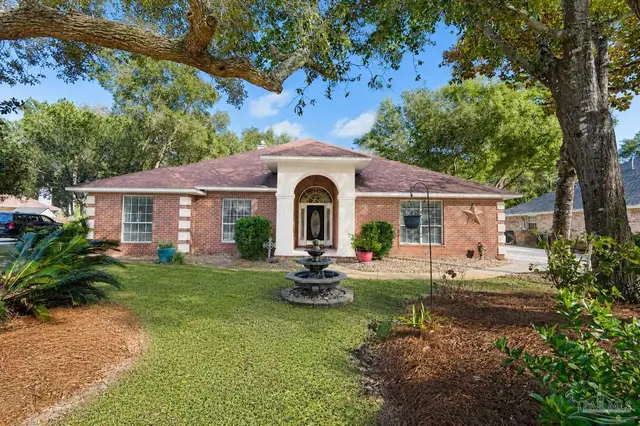 10208 Grackle Ct, Pensacola FL 32507 exterior