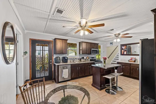401 N 16th Ave, Pensacola FL 32501 exterior