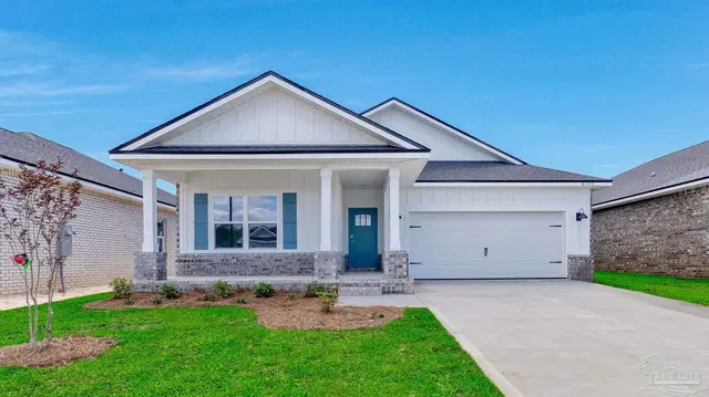 8155 Fox Hunt Dr, Milton FL 32583 exterior