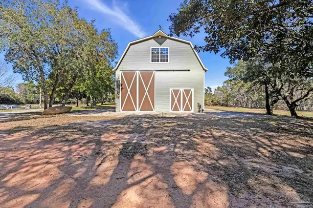 5144 Soundside Dr property photo