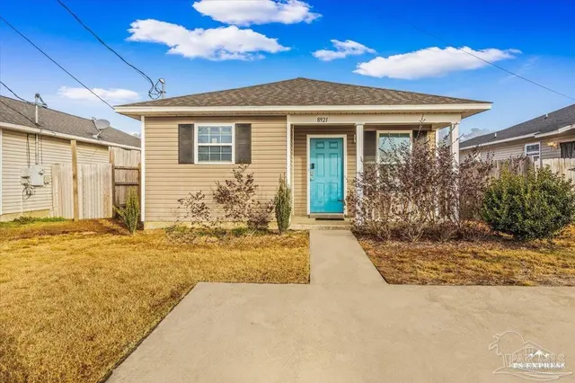 8921 Camshire Cir property photo