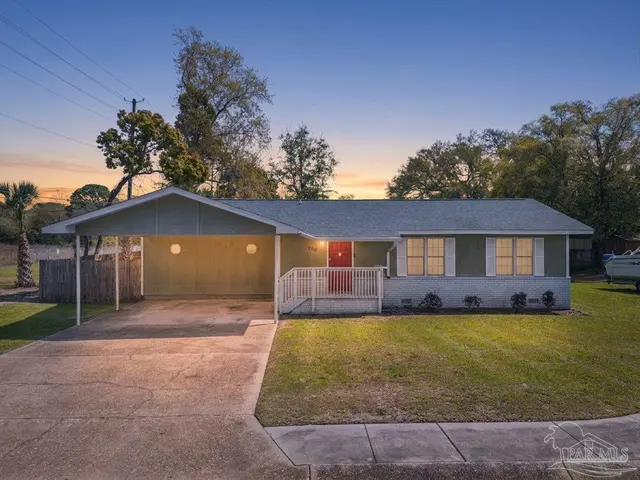 700 S I St, Pensacola FL 32502 exterior