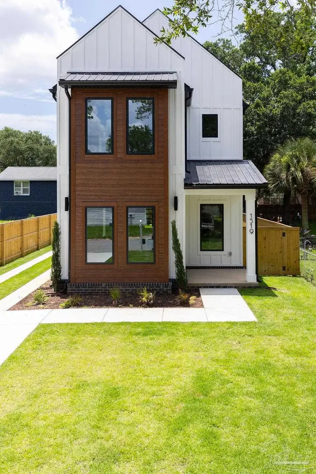 1519 E Hatton St, Pensacola FL 32503 exterior
