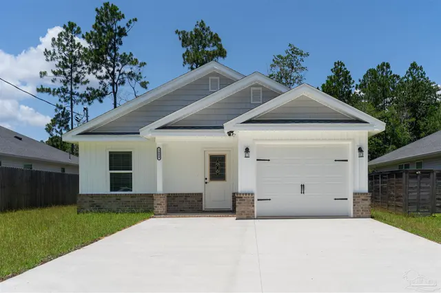 3009 N 36th Ave, Milton FL 32583 exterior