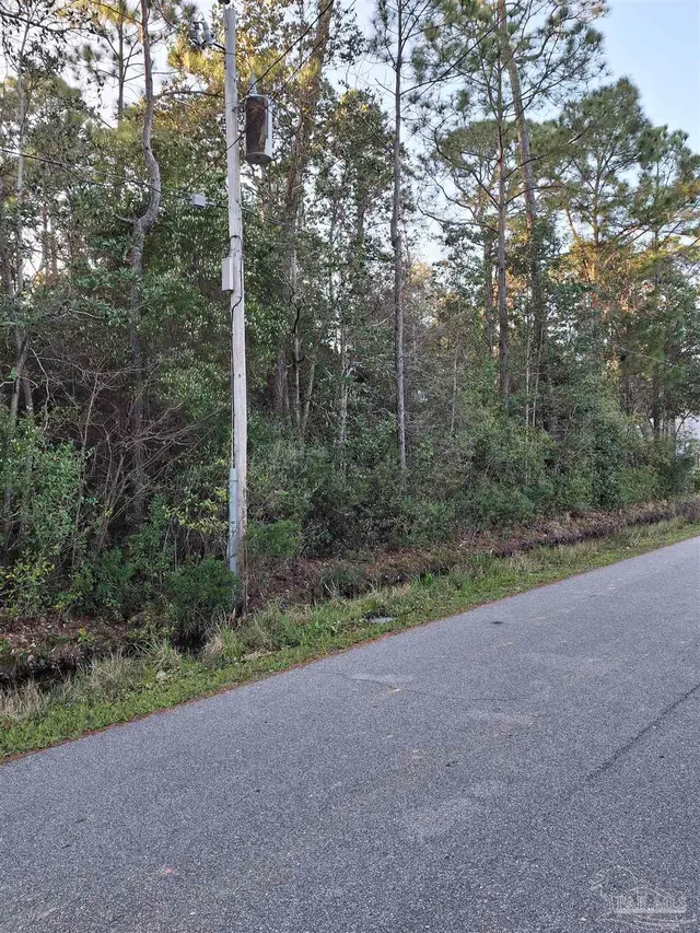 1062 Woodlore Cir, Gulf Breeze FL 32563 exterior