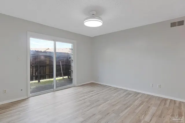 2303 Michigan Ave # B1 property photo