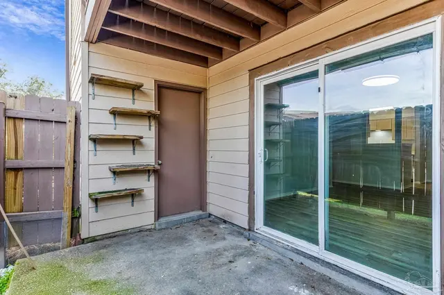 2303 Michigan Ave # B1 property photo