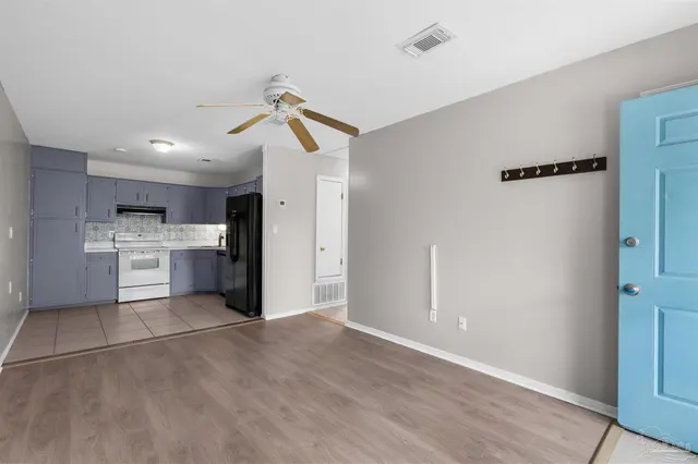 1301 Redwood Ln # A, Gulf Breeze FL 32563 exterior