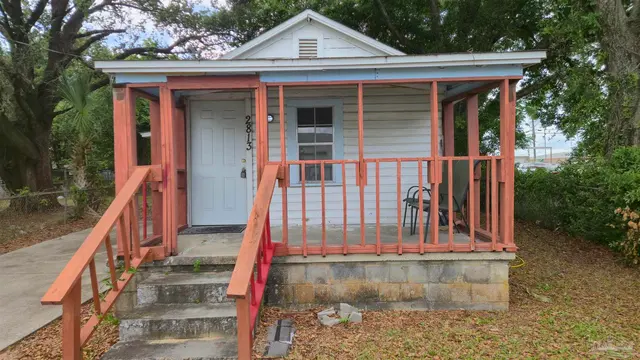2813 N F St, Pensacola FL 32501 exterior