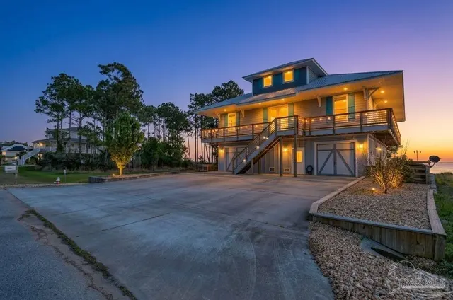 1106 Oyster Bay Dr property photo