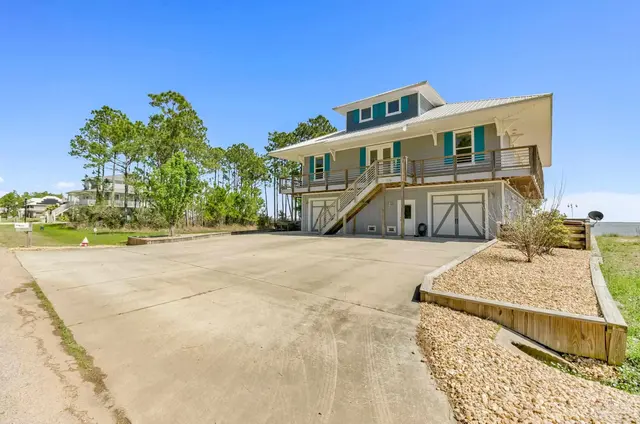 1106 Oyster Bay Dr property photo