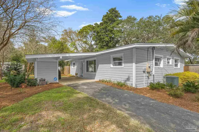 306 Shoreline Dr property photo