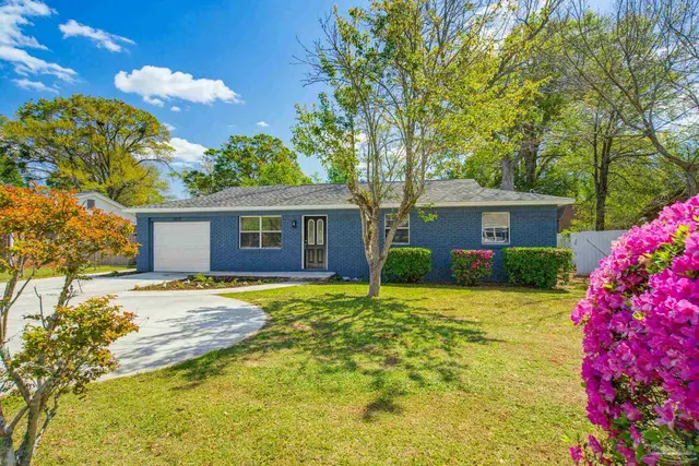 1225 Fretz St, Pensacola FL 32534 exterior