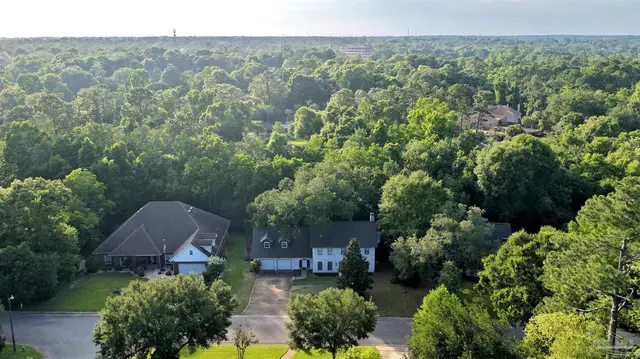 9012 Woodrun Rd property photo