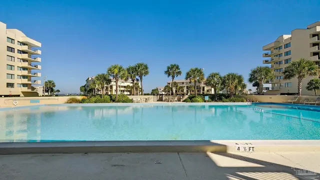 900 Ft Pickens Rd # 425 property photo