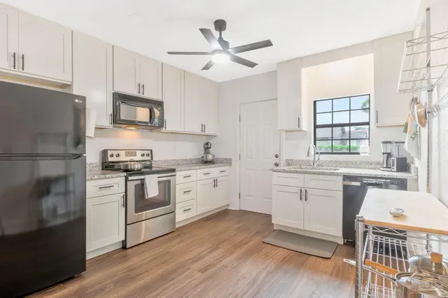 1760 Romana St property photo