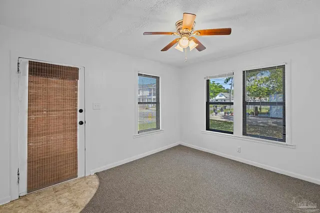 738 E St property photo
