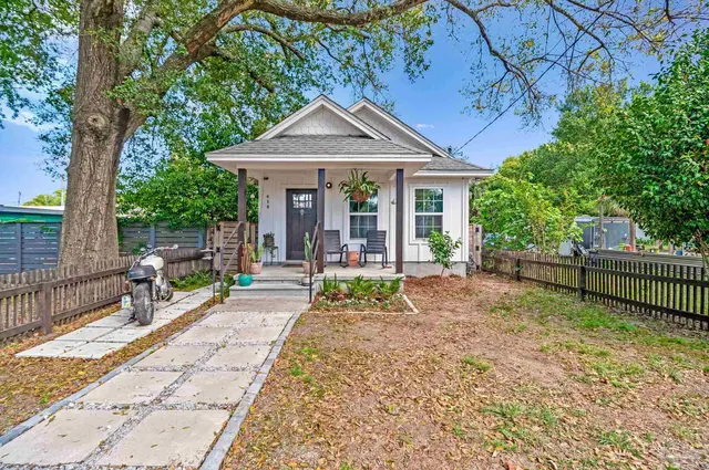 418 W Gadsden St, Pensacola FL 32501 exterior