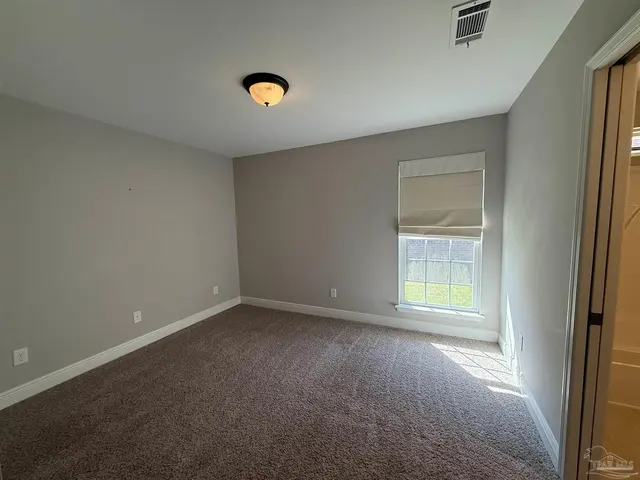 7221 Farmers Rd property photo