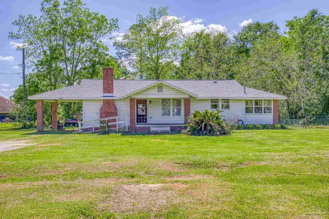 1985 Tate Rd, Cantonment FL 32533 exterior
