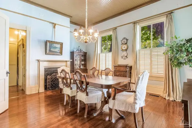 1017 Palafox property photo